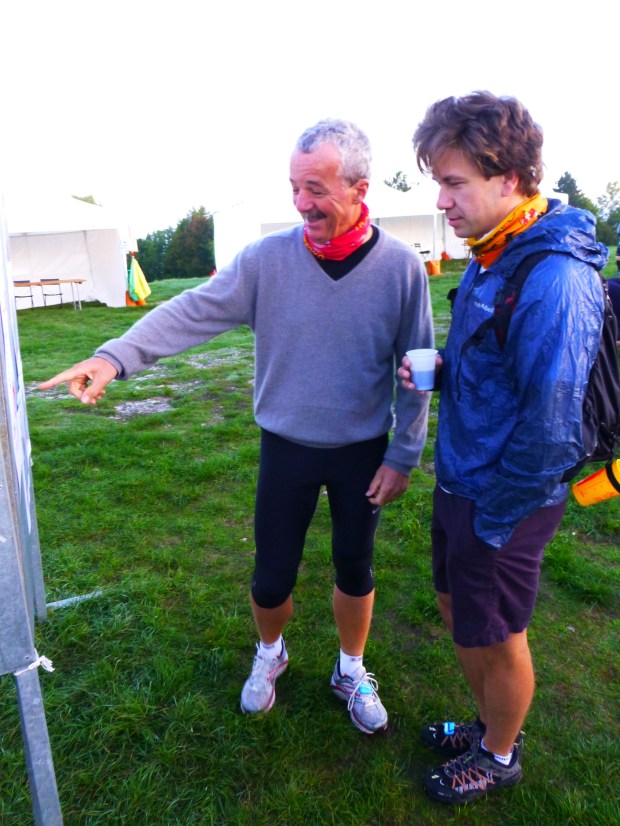 Waiting for Alesia Trail to begin.