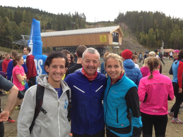 Team Queen's AC with Team Baris by the starting line of O.B.